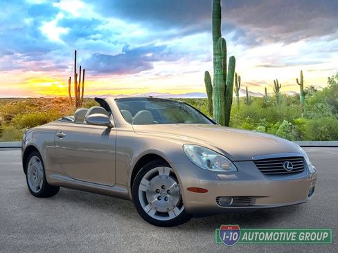 Used 2004 Lexus SC 430 Convertible RWD image 2