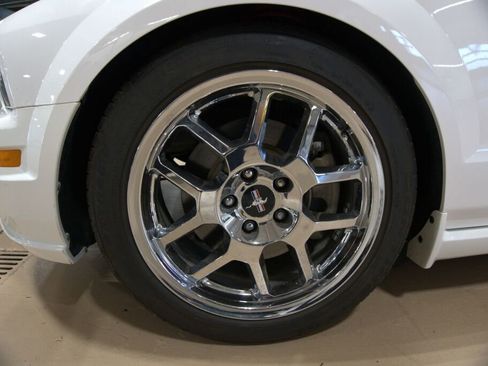 Used 2008 Ford Mustang GT Premium image 37