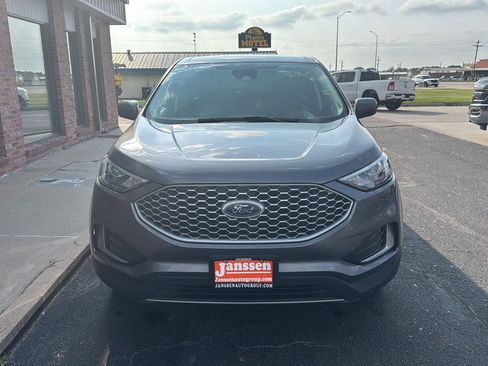 Used 2024 Ford Edge SEL image 6