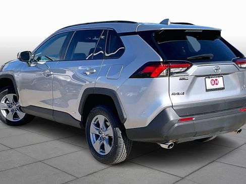 Used 2025 Toyota RAV4 XLE image 11