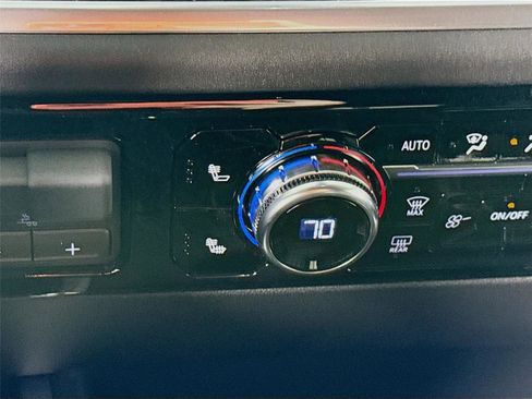New 2026 GMC Sierra 1500 Elevation w/ Elevation Premium Package AWD/4WD image 15