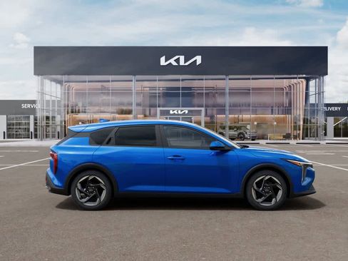 New 2026 Kia K4 EX image 7
