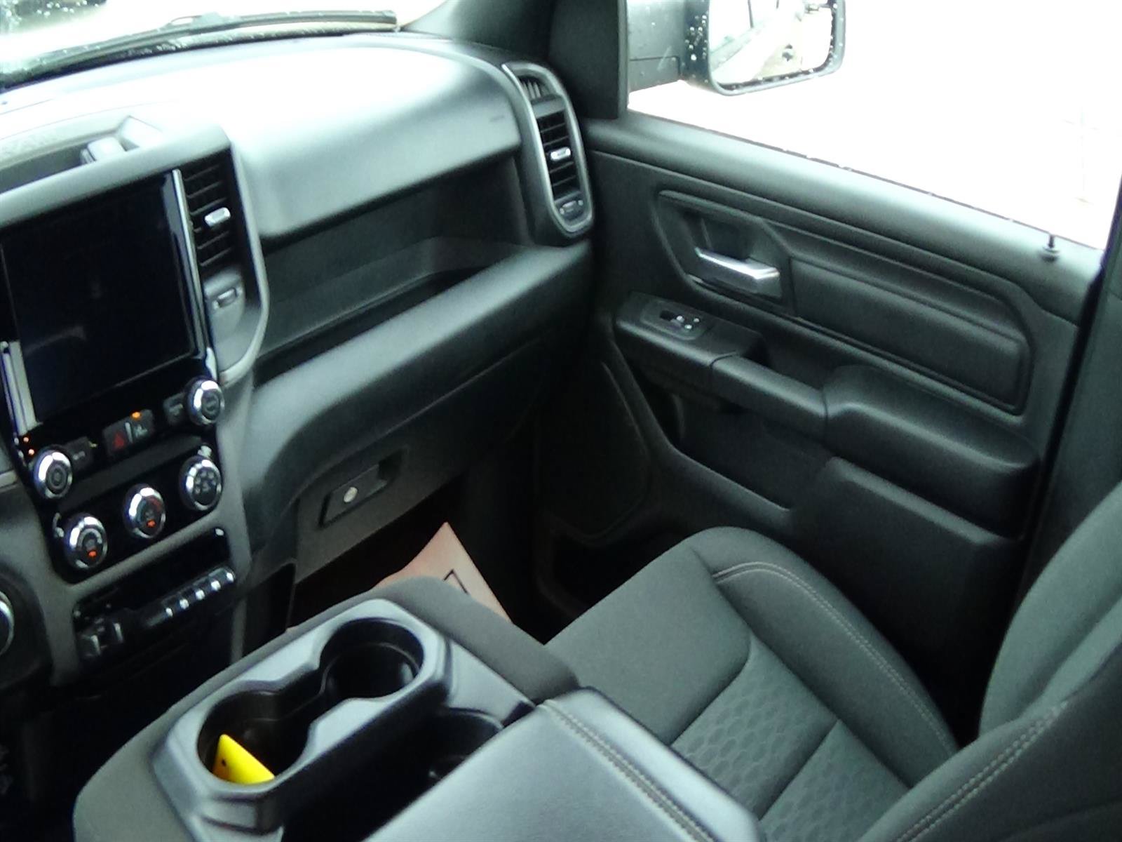 Used 2025 RAM 1500 Tradesman AWD/4WD image 13