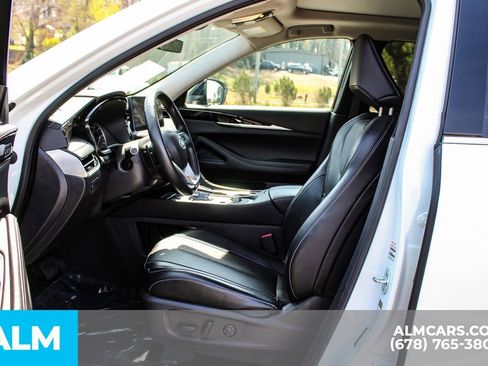 Used 2024 INFINITI QX60 Pure image 16