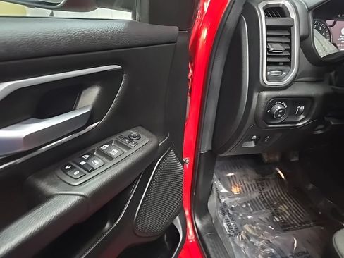 Used 2022 RAM 1500 Big Horn AWD/4WD image 28