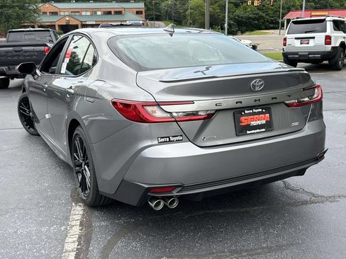 New 2026 Toyota Camry SE FWD image 5