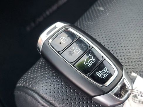 Used 2018 Hyundai Elantra GT Sport image 34