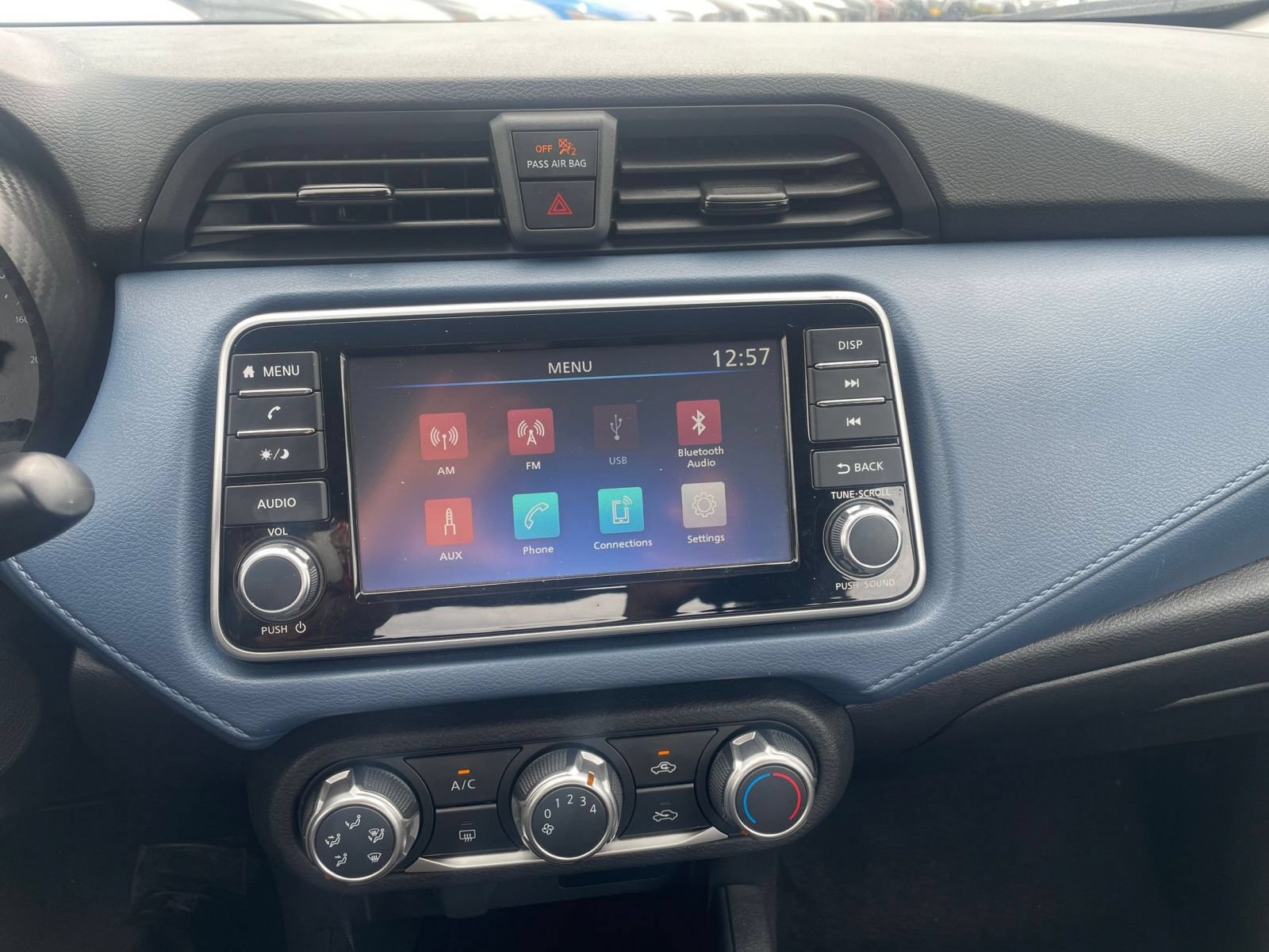 Used 2025 Nissan Versa SV FWD image 16