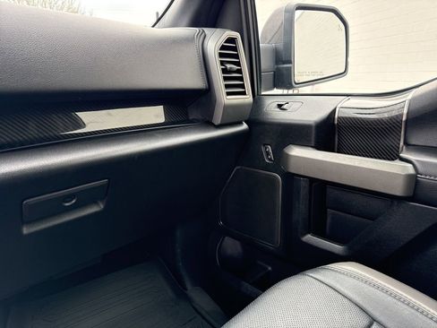 Used 2018 Ford F150 Raptor w/ Equipment Group 802A Luxury image 29