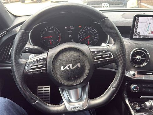 Used 2023 Kia Stinger GT-Line w/ Sun & Sound Package RWD image 4