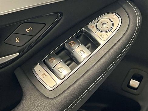 Certified 2022 Mercedes-Benz GLC 300 4MATIC Coupe image 16