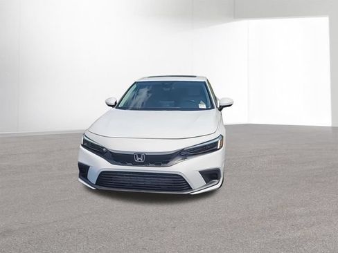 Used 2023 Honda Civic EX-L image 3