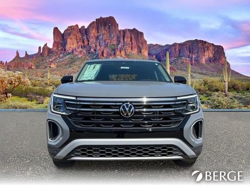 New 2026 Volkswagen Atlas Peak Edition AWD/4WD image 6