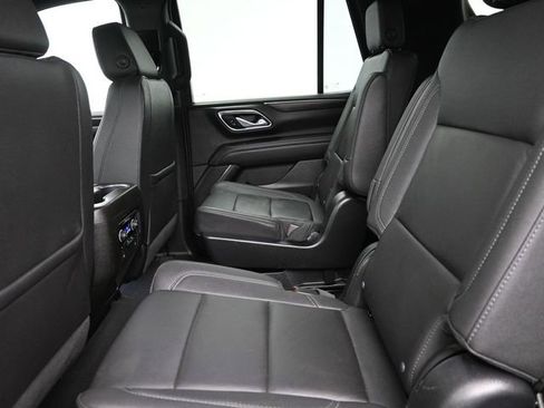 Used 2023 Chevrolet Tahoe Z71 w/ Luxury Package image 18