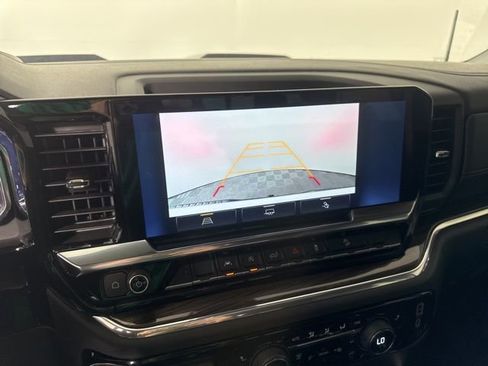 Used 2024 Chevrolet Silverado 1500 LT Trail Boss w/ Convenience Package II image 38