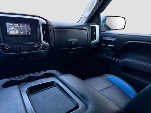 Used 2017 GMC Sierra 1500 SLE image 23