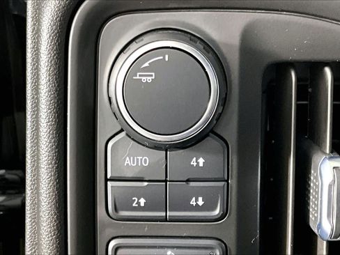 Used 2023 Chevrolet Silverado 1500 Custom Trail Boss w/ LPO, Dark Essentials Package AWD/4WD image 34