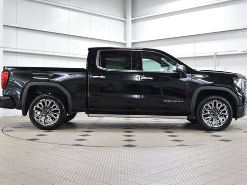 Used 2024 GMC Sierra 1500 Denali Ultimate AWD/4WD image 9