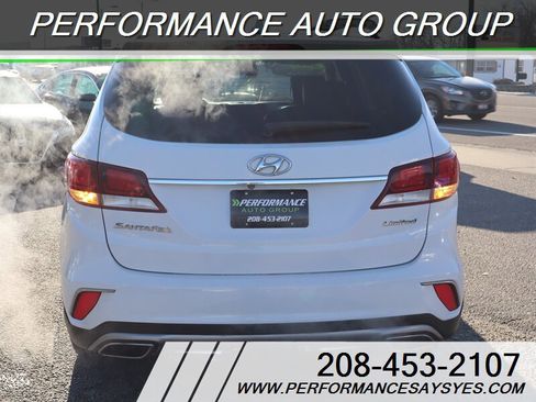 Used 2017 Hyundai Santa Fe Limited image 11