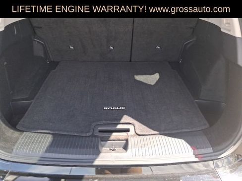 Used 2025 Nissan Rogue SV FWD image 25
