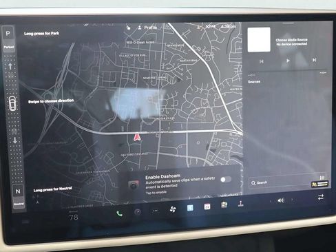 Used 2022 Tesla Model S AWD/4WD image 19