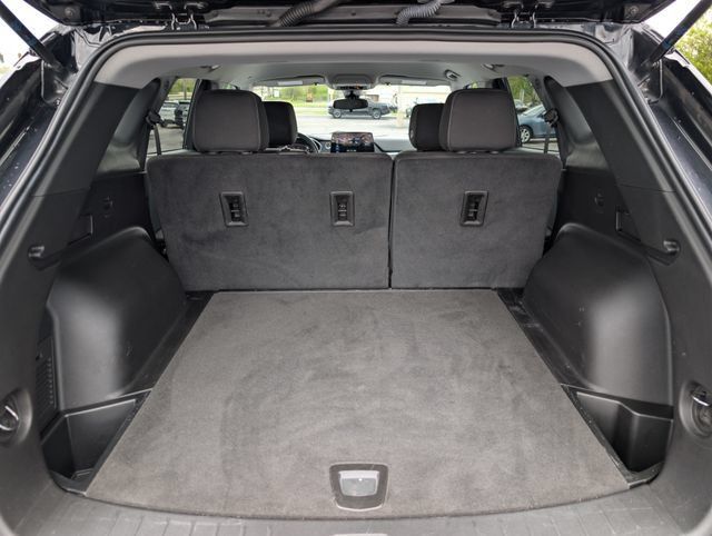 Used 2023 Chevrolet Blazer LT w/ Driver Confidence Package FWD image 19