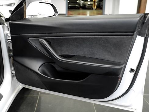 Used 2020 Tesla Model 3 Long Range AWD/4WD image 39
