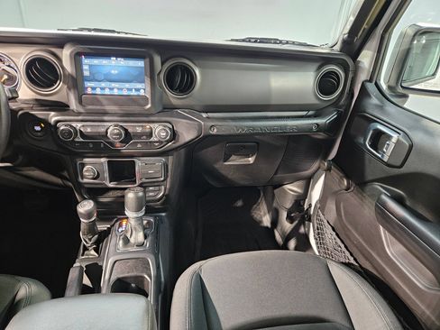 Used 2022 Jeep Wrangler Unlimited Sport AWD/4WD image 11