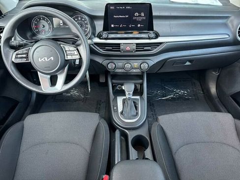 Used 2022 Kia Forte Sedan image 17