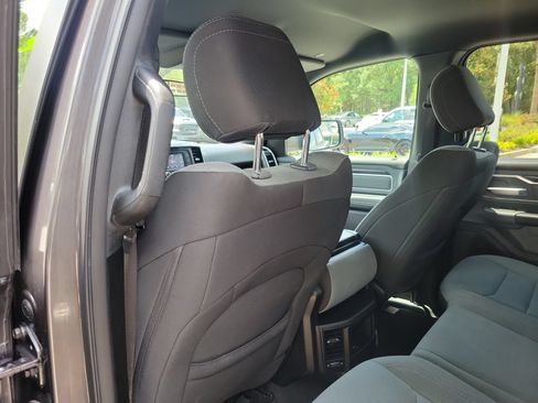 Used 2022 RAM 1500 Big Horn RWD image 16