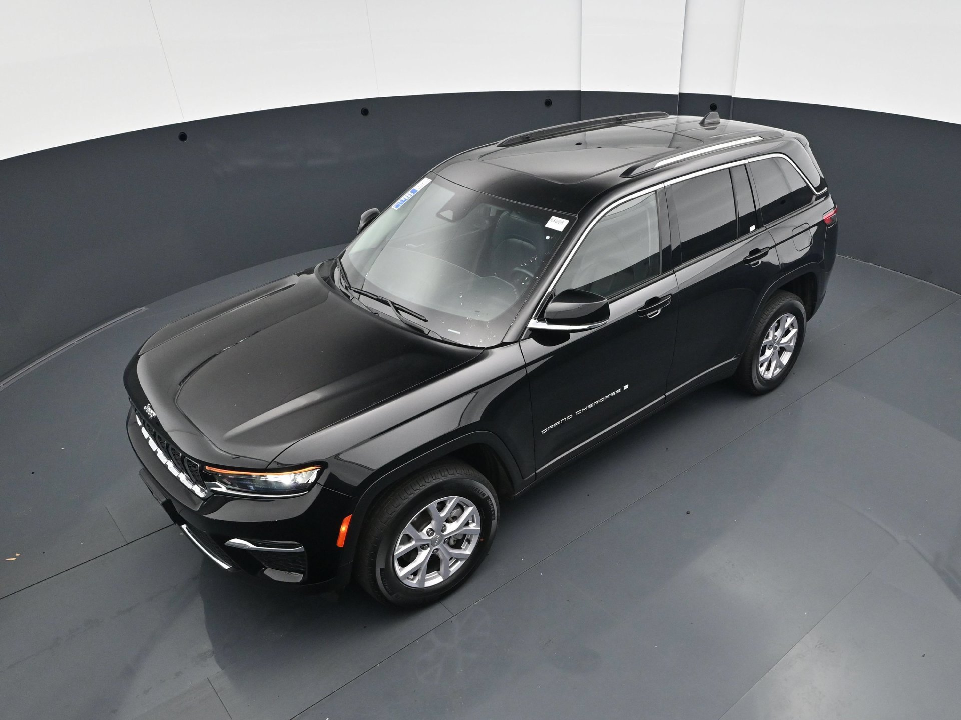 Used 2022 Jeep Grand Cherokee Limited AWD/4WD image 40