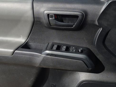 Used 2023 Toyota Tacoma SR image 19