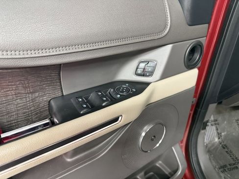 Used 2019 Ford Expedition Limited image 24