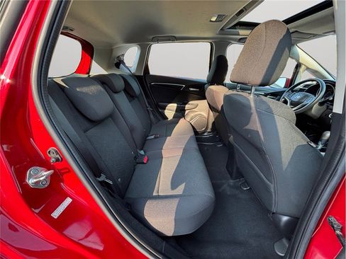 Used 2016 Honda Fit EX image 31