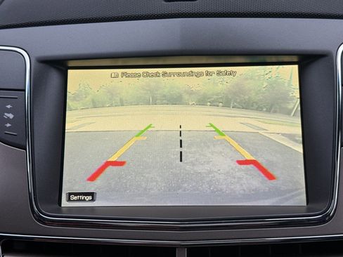 Used 2010 Lincoln MKT AWD image 30
