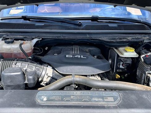 Used 2022 Jeep Grand Wagoneer Series III w/ Rear Seat Video Group 1 AWD/4WD image 9