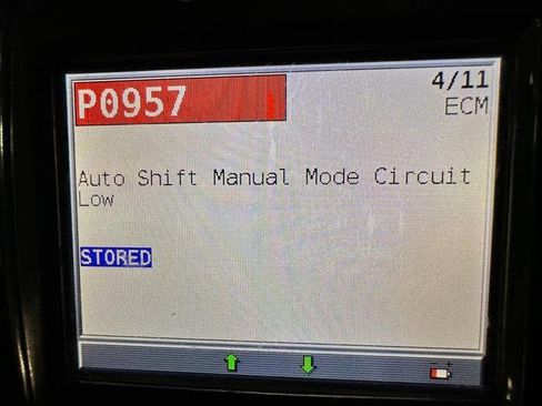 Used 2011 Chrysler 200 S FWD image 39