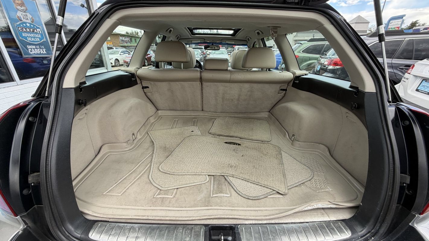 Used 2008 Subaru Outback 3.0R L.L. Bean AWD/4WD image 10