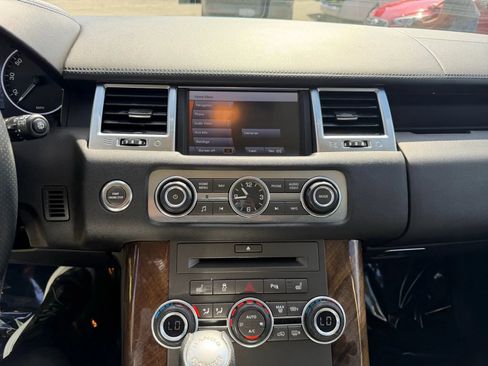 Used 2011 Land Rover Range Rover Sport Supercharged AWD/4WD image 24