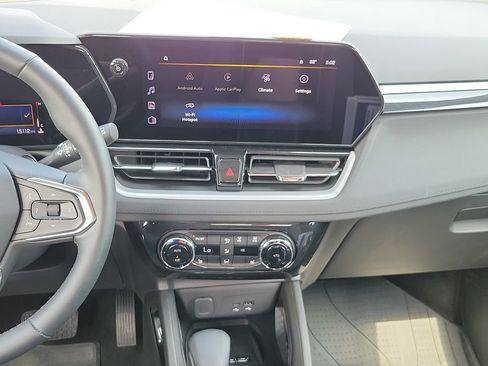 Used 2024 Chevrolet TrailBlazer LT w/ Convenience Package FWD image 29