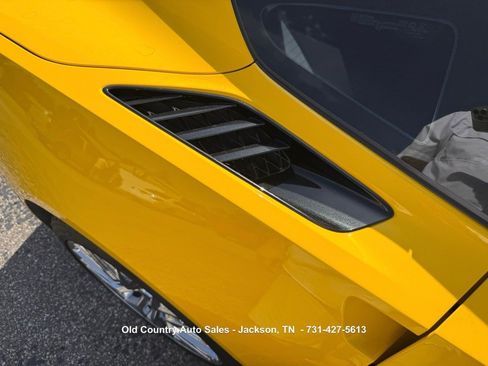 Used 2014 Chevrolet Corvette Stingray Coupe w/ 3LT Preferred Equipment Group RWD image 19