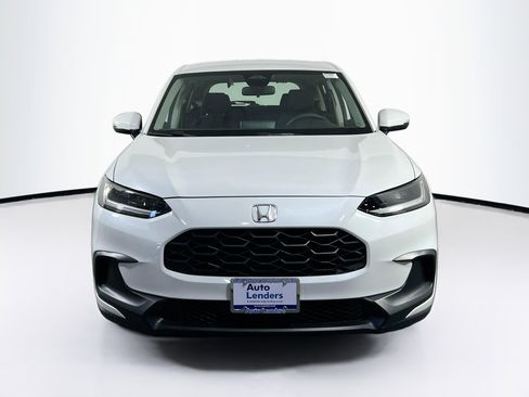 Used 2023 Honda HR-V LX image 2