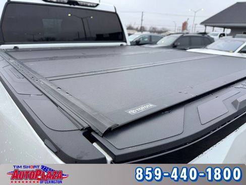 Used 2022 Toyota Tundra Platinum image 22