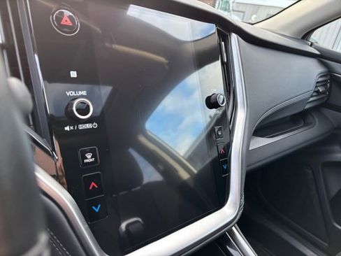 Certified 2025 Subaru Outback Premium image 17