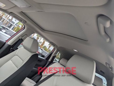 Used 2025 Honda CR-V EX image 27