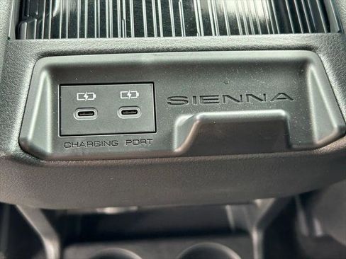 Certified 2025 Toyota Sienna XLE Woodland Edition AWD/4WD image 25