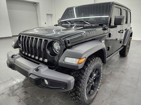Used 2022 Jeep Wrangler Unlimited Sport image 6