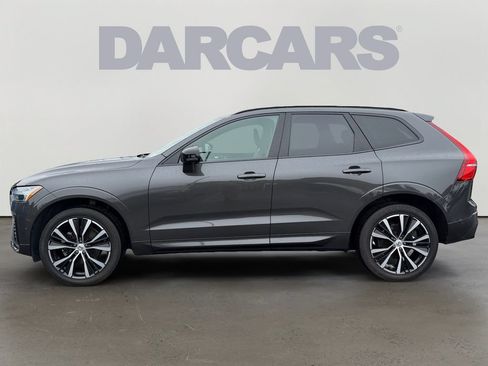 Certified 2024 Volvo XC60 B5 Plus w/ Protection Package Premier AWD/4WD image 4