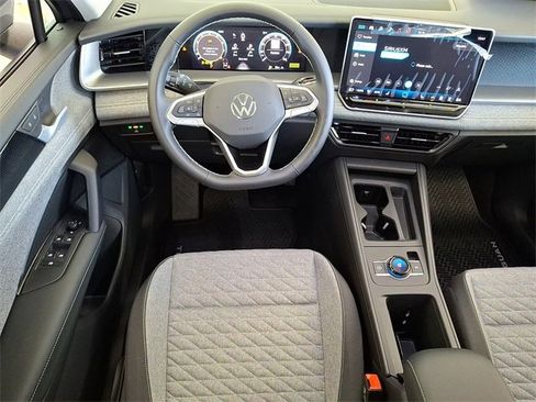 New 2026 Volkswagen Tiguan S image 2