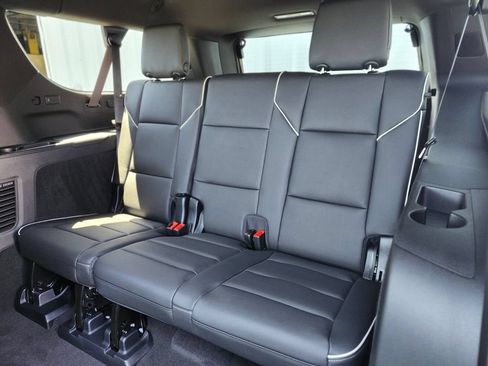 Used 2026 Cadillac Escalade ESV Sport AWD/4WD image 16
